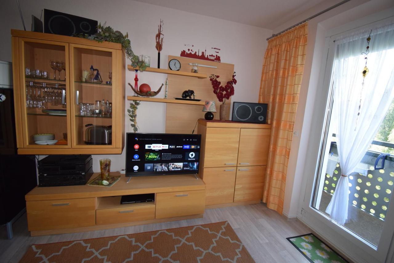 2-Zimmer-Ferienwohnung "Garten Der Welt" Berlin Bagian luar foto