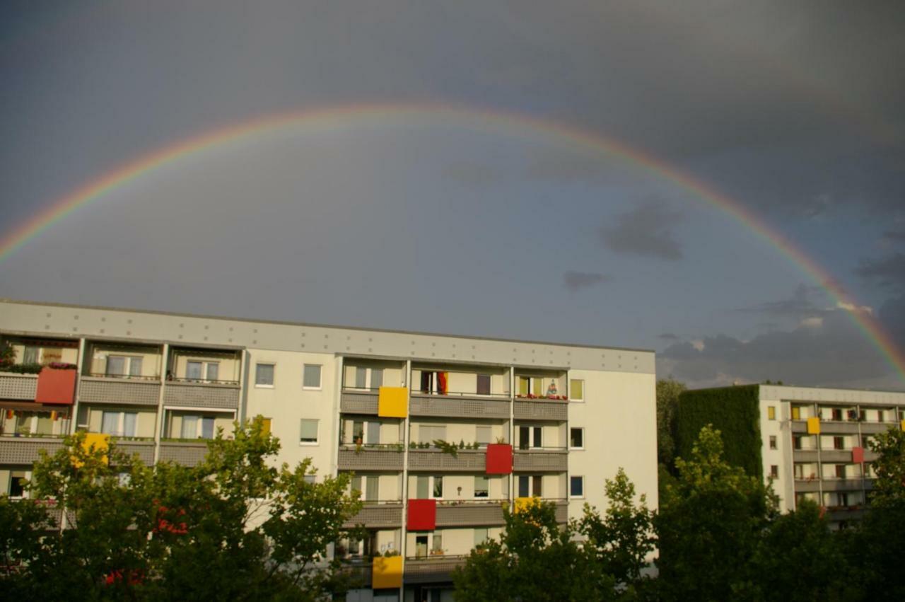 2-Zimmer-Ferienwohnung "Garten Der Welt" Berlin Bagian luar foto