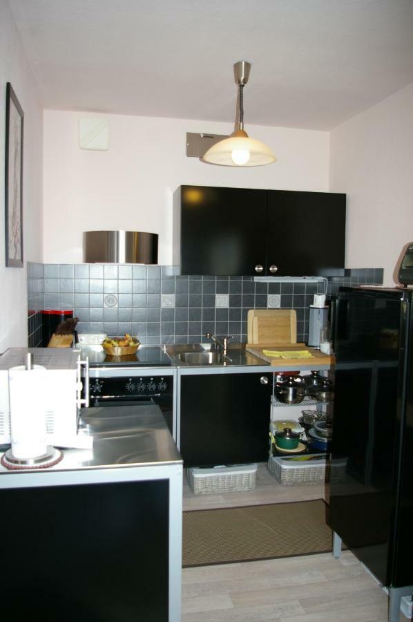 2-Zimmer-Ferienwohnung "Garten Der Welt" Berlin Bagian luar foto